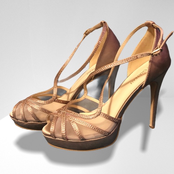 Le Chateau Rose Satin Sandals - Picture 1 of 4